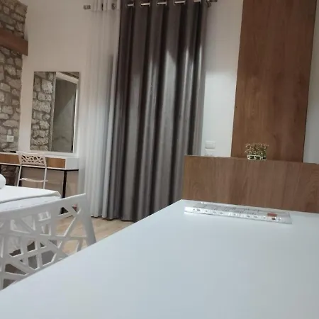 Comfort Guest Rooms Vila Hm Sarande Exterior photo
