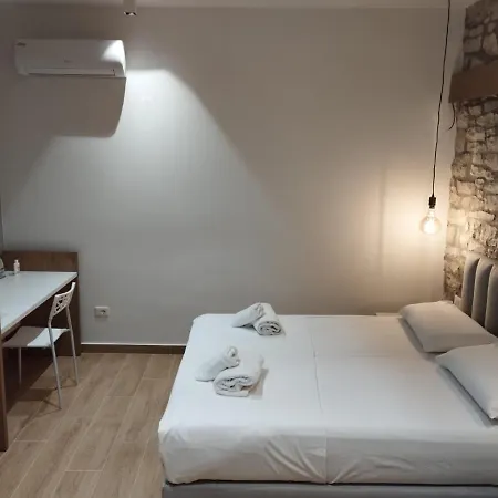 Comfort Guest Rooms Vila Hm Sarande Exterior photo