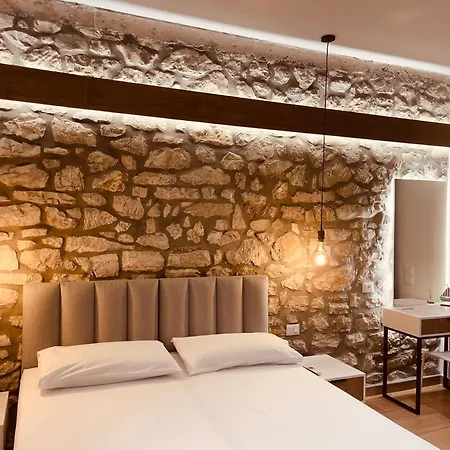 Comfort Guest Rooms Vila Hm Sarande Exterior photo