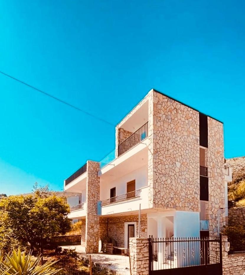 Holiday home Comfort Guest Hm Sarande